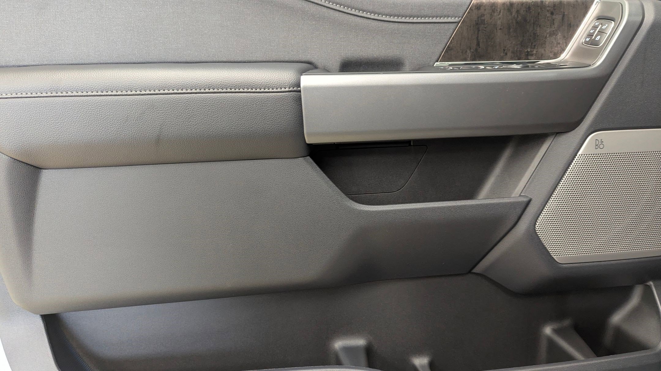 New 2026 Ford F250 Lariat w/ Chrome Package image 18