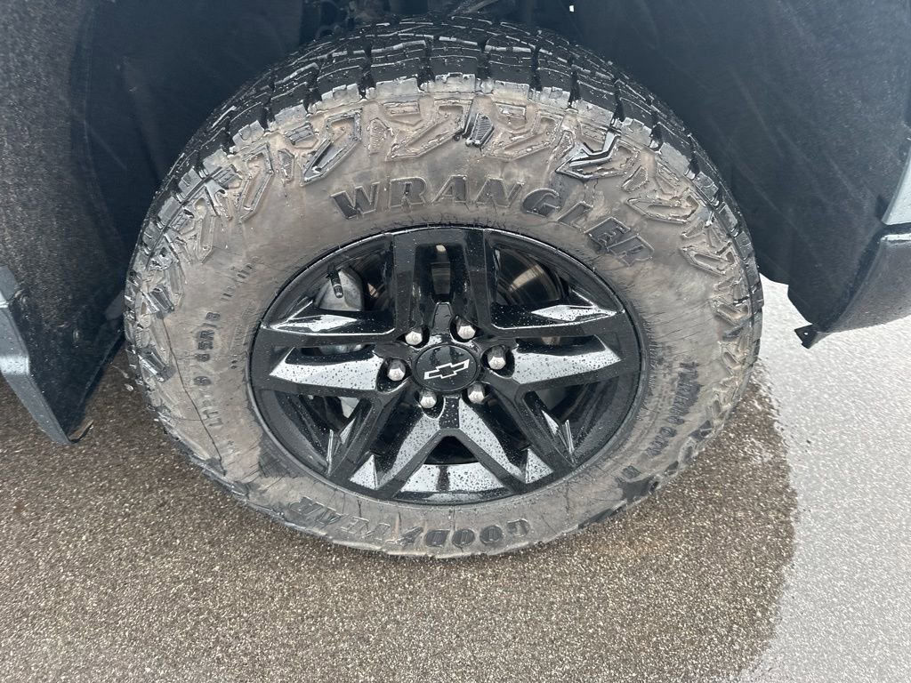 Used 2023 Chevrolet Silverado 1500 LT Trail Boss w/ Convenience Package II image 31