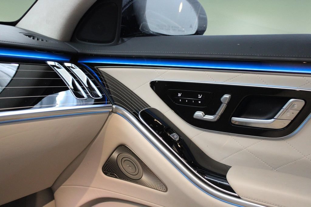 Used 2022 Mercedes-Benz S 580 4MATIC Sedan image 36