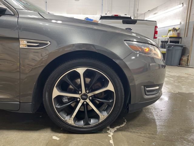 Used 2016 Ford Taurus SEL w/ Equipment Group 201A AWD/4WD image 14