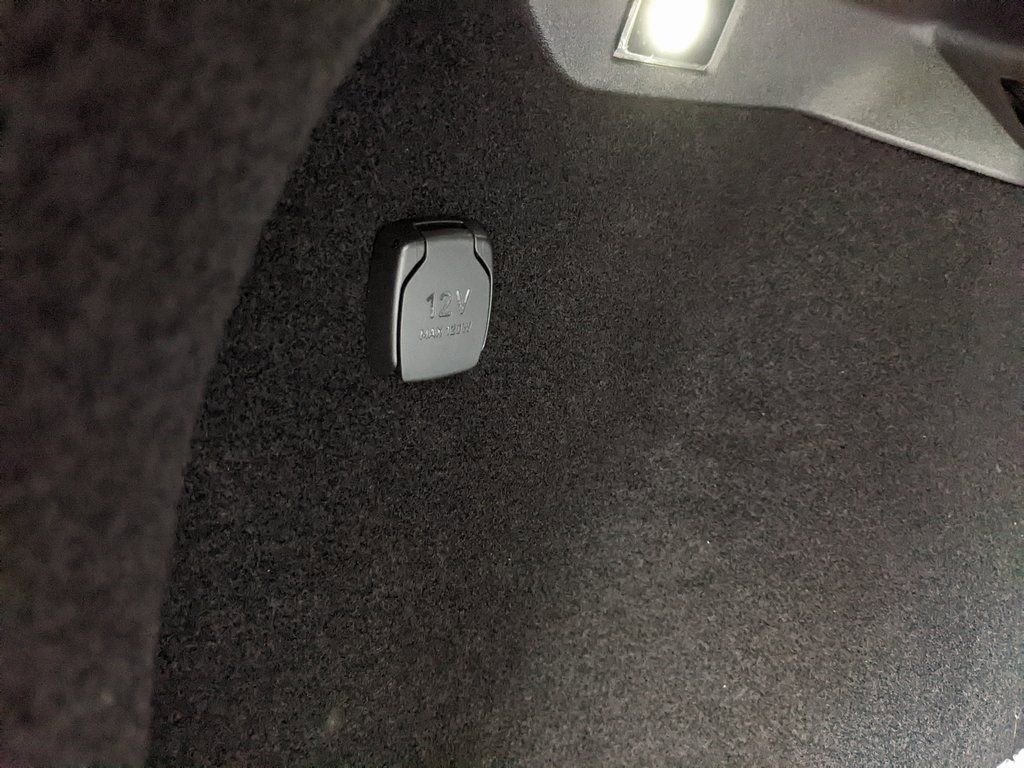 New 2026 Volvo EX30 Cross Country Ultra w/ Protection Package Premier image 28