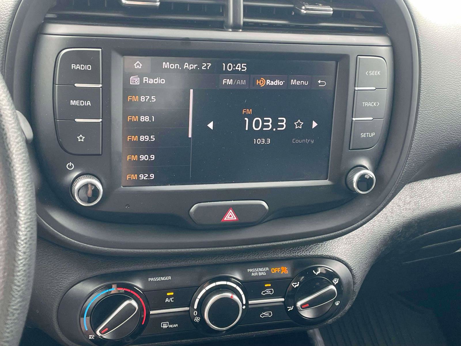 Used 2023 Kia Soul LX FWD image 8