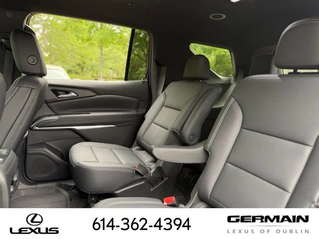 Used 2024 Chevrolet Traverse LT w/ Midnight/Sport Edition AWD/4WD image 14