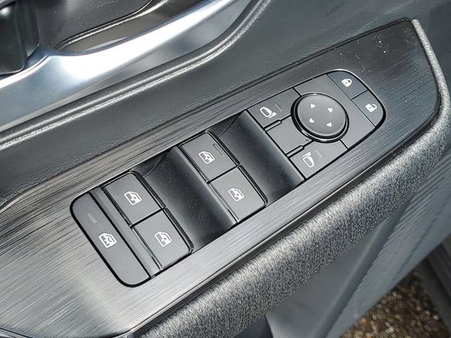 New 2026 Nissan Kicks SV w/ Cold Weather Package AWD/4WD image 20