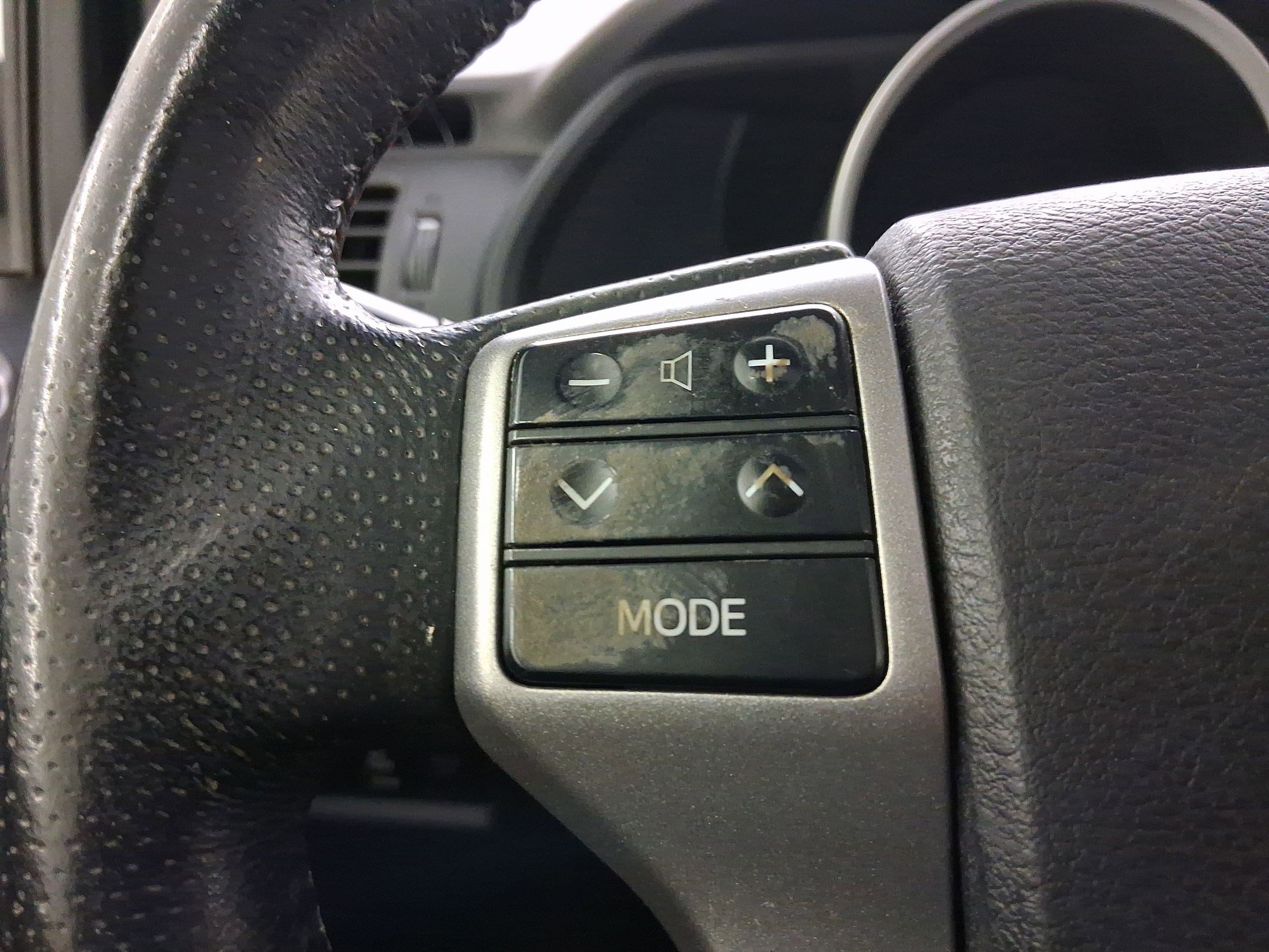 Used 2013 Toyota 4Runner Limited image 17