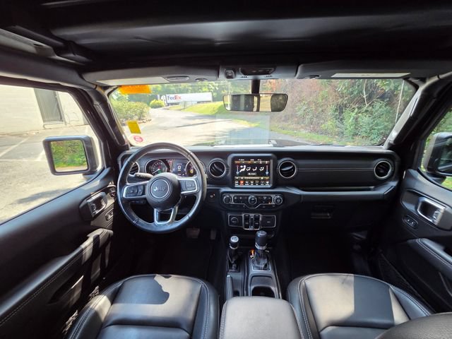Used 2022 Jeep Wrangler Unlimited Sahara w/ Cold Weather Group AWD/4WD image 27