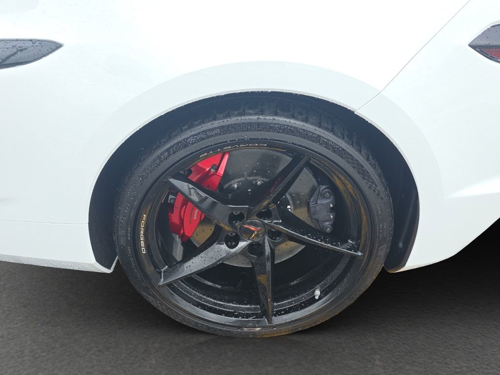 Used 2025 Chevrolet Corvette E-Ray w/ Stealth Interior Trim Package image 5