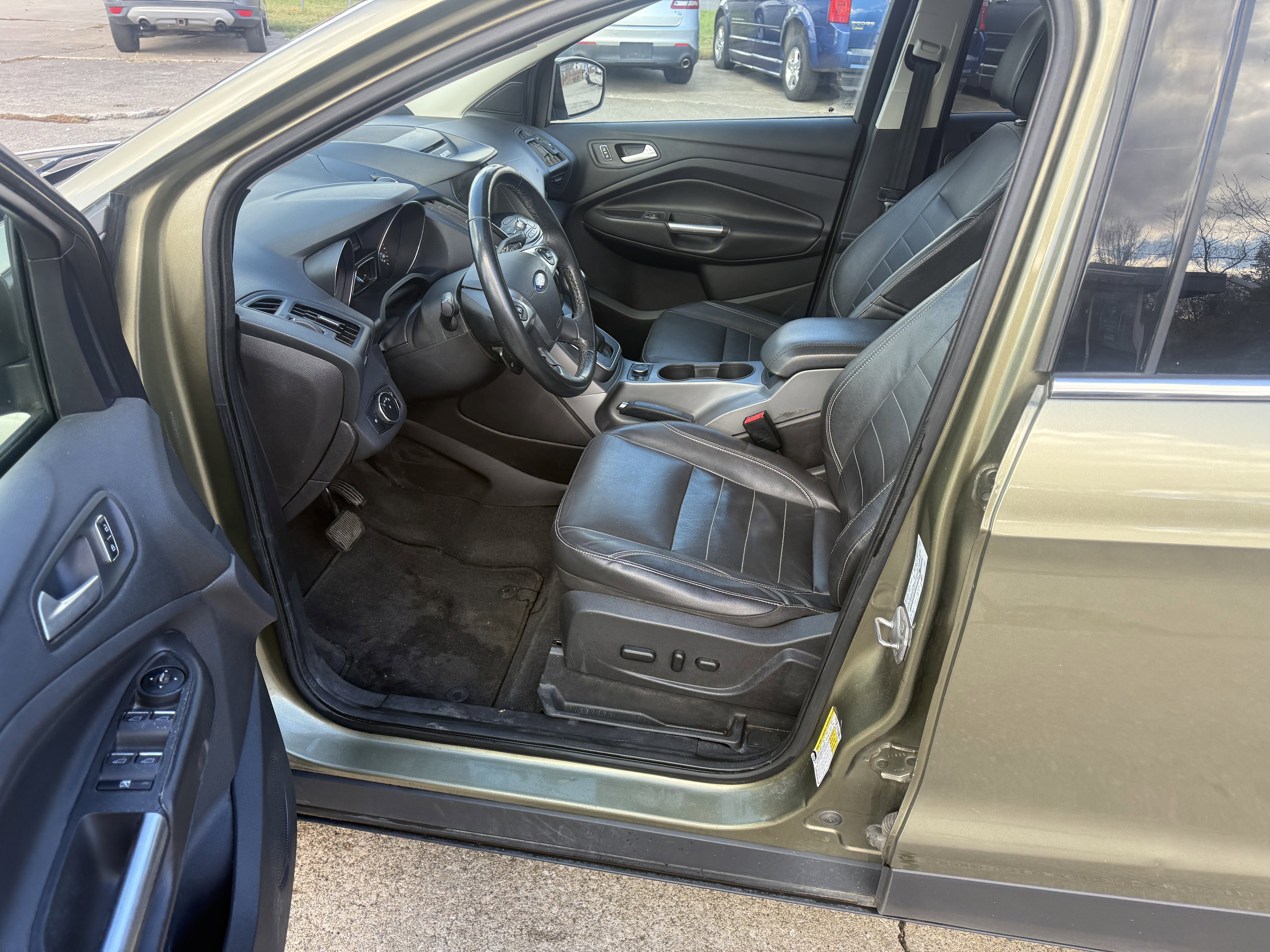 Used 2014 Ford Escape SE w/ Equipment Group 201A image 11