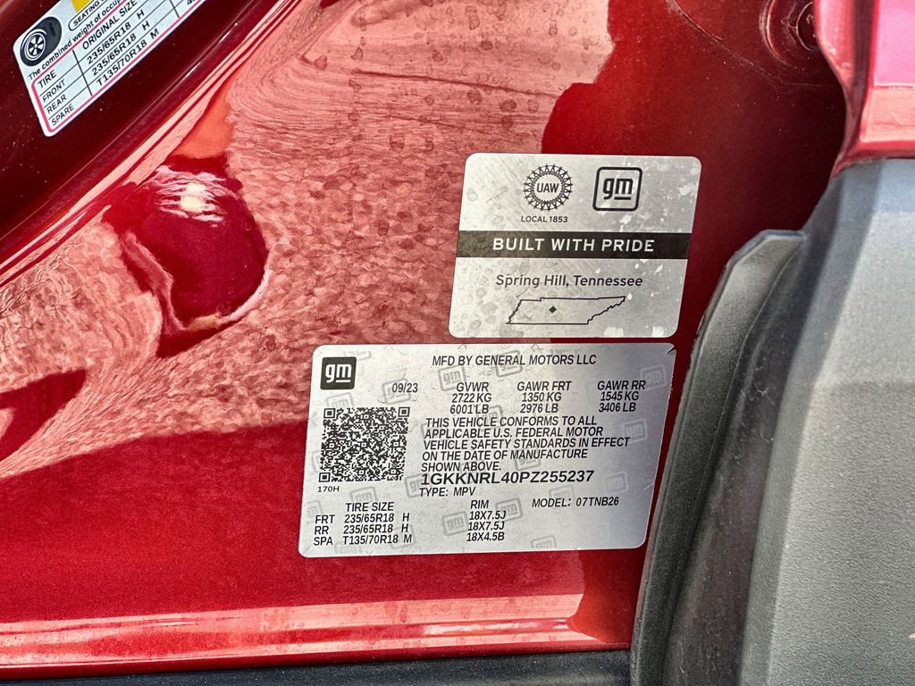 Certified 2023 GMC Acadia SLE w/ Driver Convenience Package image 33