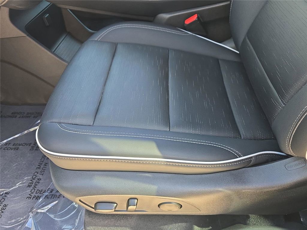 Used 2025 Buick Enclave Sport Touring w/ Power Package image 22