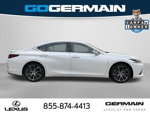 Used 2024 Lexus ES 350 w/ Premium Package FWD image 9