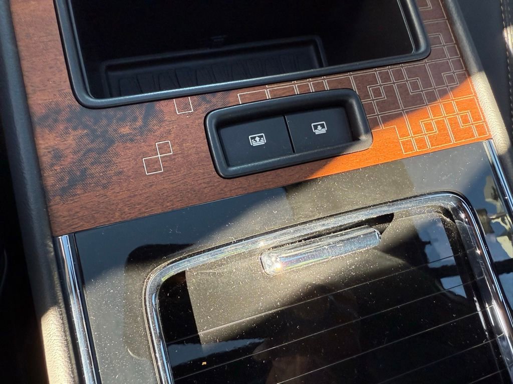 New 2025 Lincoln Aviator Black Label image 48