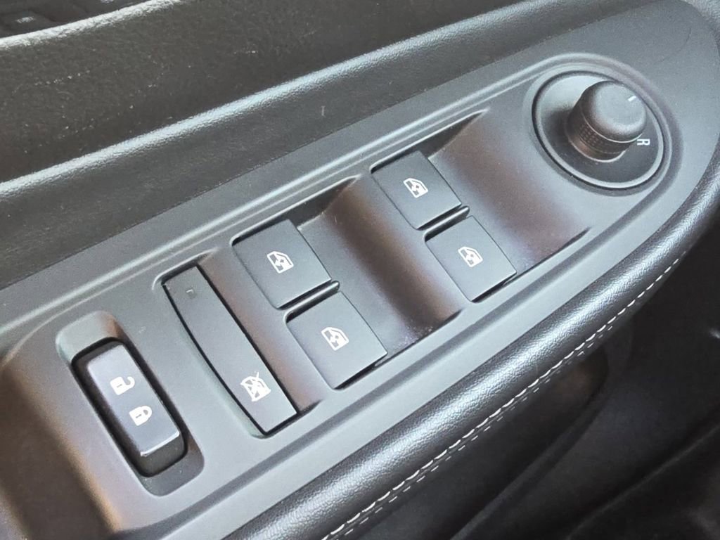 Used 2018 Buick Encore Preferred image 23