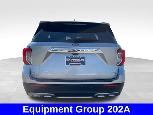 Used 2020 Ford Explorer XLT w/ Equipment Group 202A AWD/4WD image 4