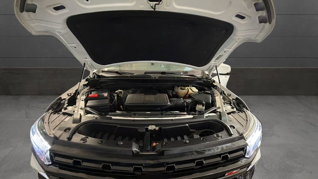 Used 2022 Chevrolet Tahoe Z71 w/ Luxury Package image 35