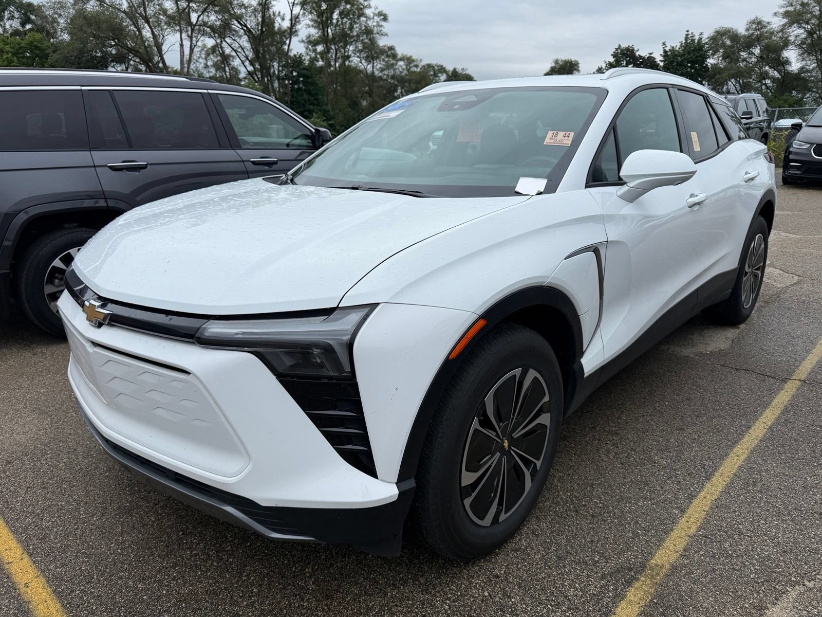 Used 2024 Chevrolet Blazer EV LT AWD/4WD image 5