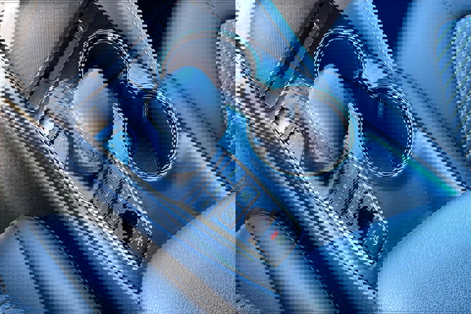 Used 2020 Toyota Camry SE image 36