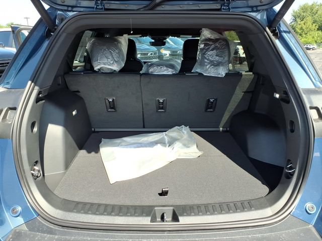 New 2027 Chevrolet Equinox RS w/ Safety and Technology Package FWD image 9