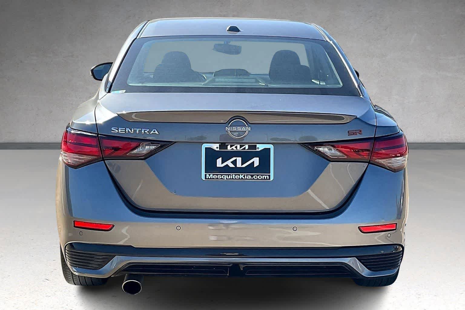 Used 2025 Nissan Sentra SR FWD image 5