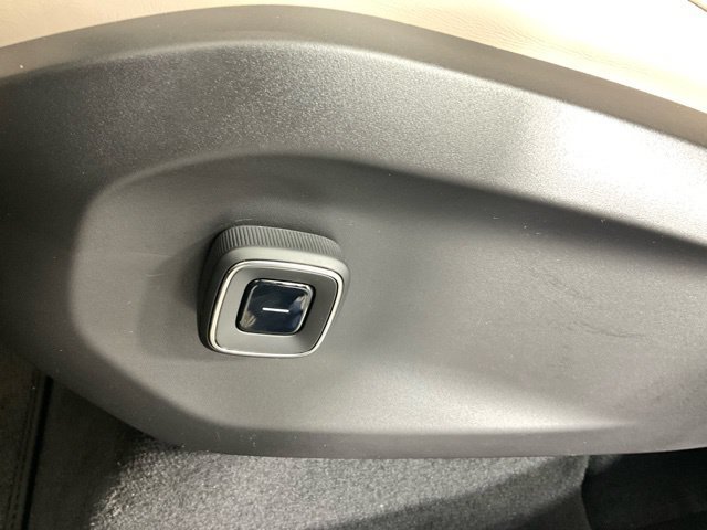 New 2026 Volvo EX90 Ultra AWD/4WD image 27