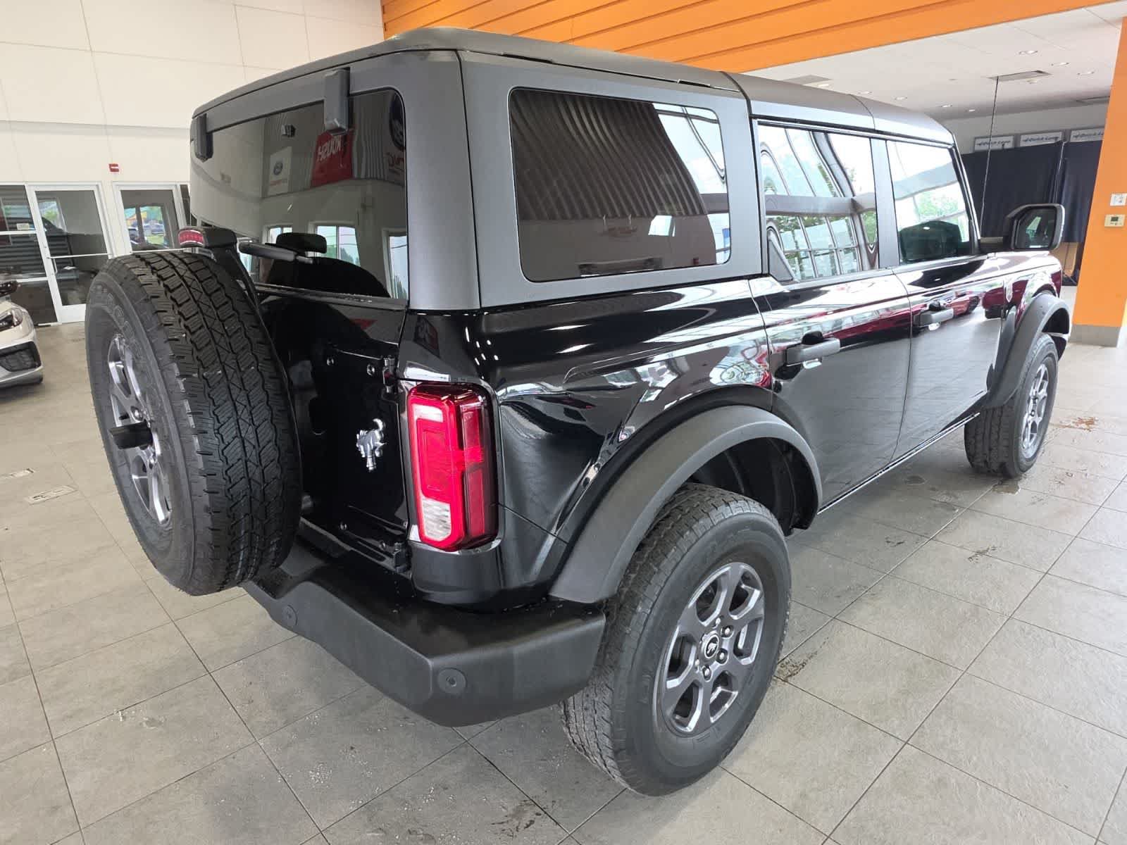 Used 2023 Ford Bronco Big Bend AWD/4WD image 8