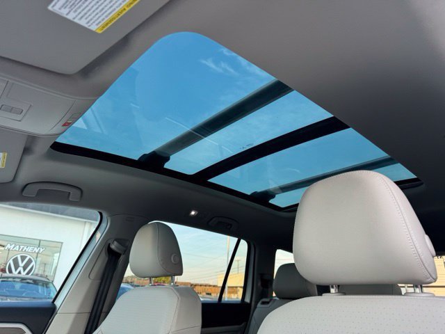 Certified 2023 Volkswagen Atlas SEL AWD/4WD image 12