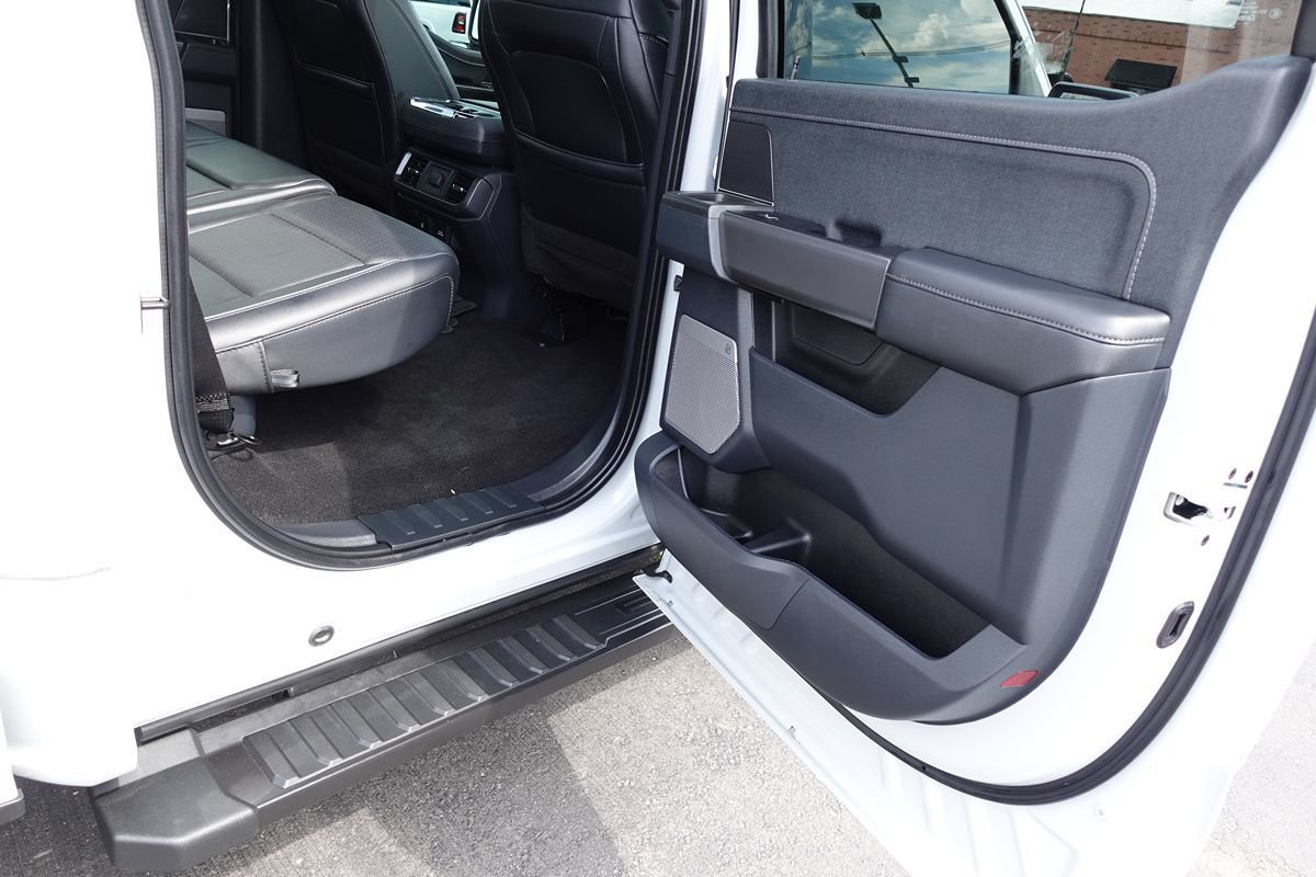 Used 2024 Ford F150 Lariat AWD/4WD image 32
