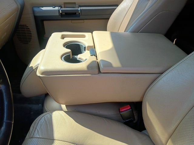 Used 2013 Ford F250 Lariat w/ Lariat Interior Pkg image 19