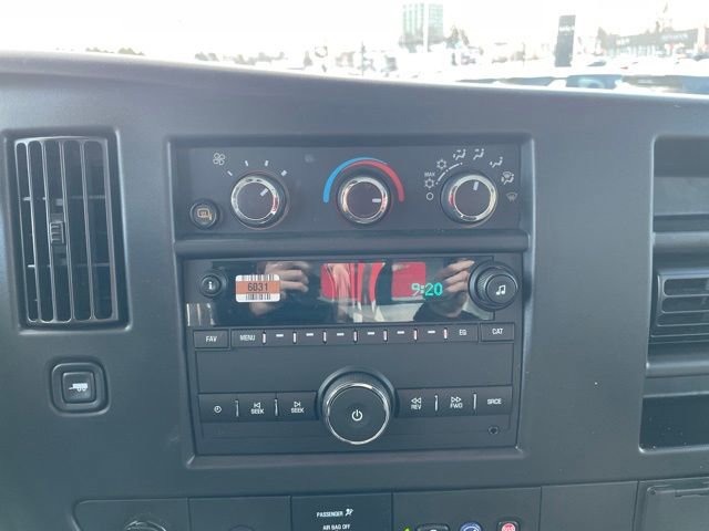 New 2025 Chevrolet Express 3500 Work Van w/ Power Convenience Package image 3