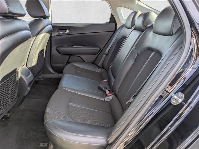 Used 2019 Kia Optima S image 17