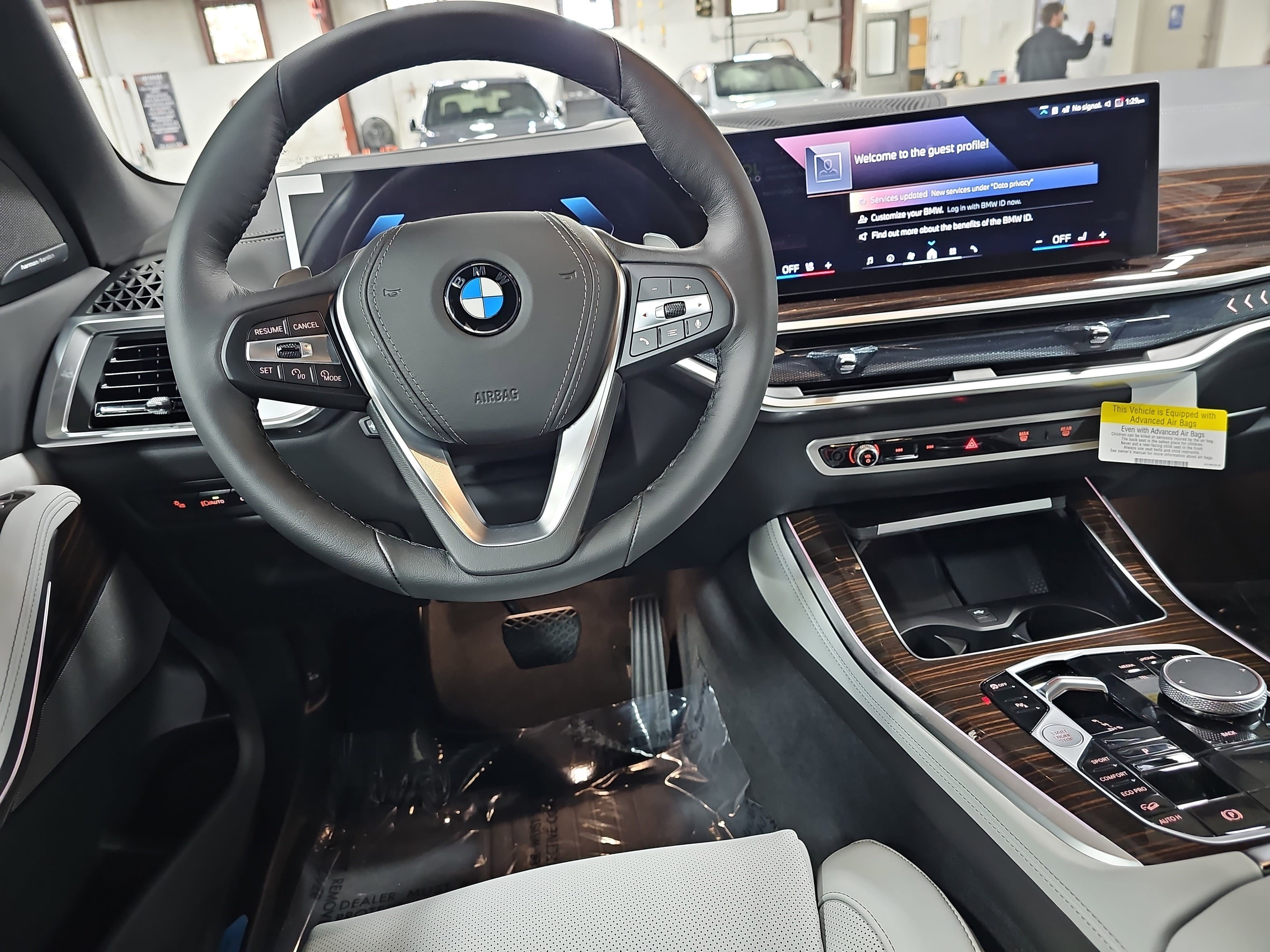 New 2026 BMW X5 xDrive40i w/ Premium Package image 16