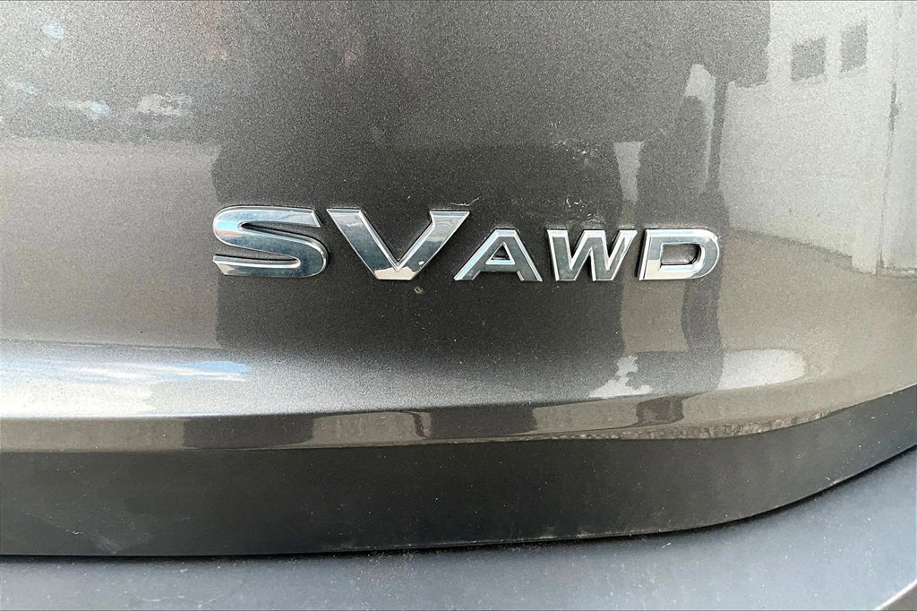 Used 2023 Nissan Rogue SV image 24