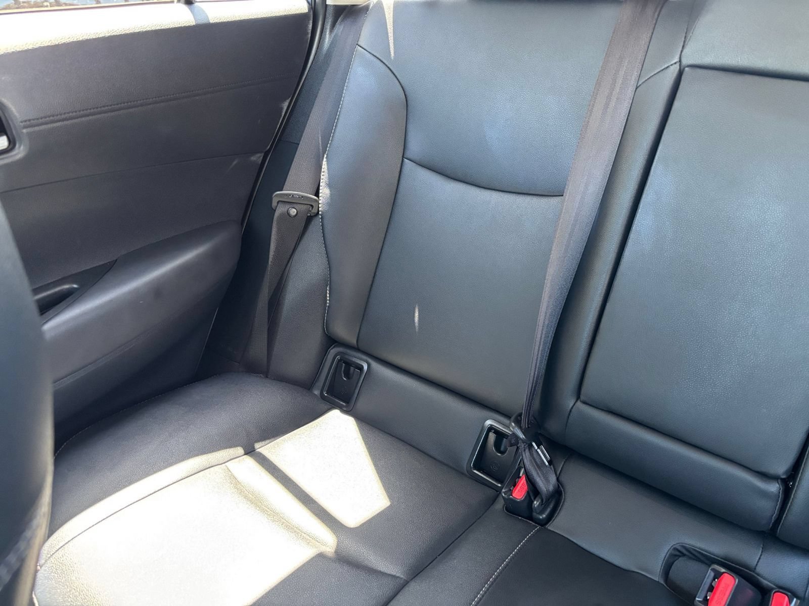 Used 2026 Toyota Corolla Cross XLE FWD image 38