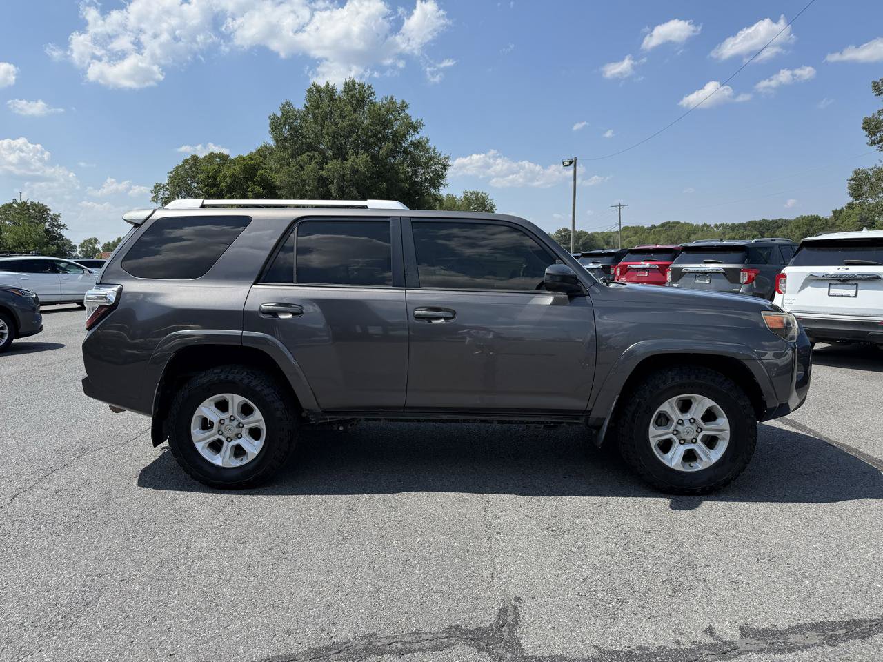 Used 2014 Toyota 4Runner SR5 RWD image 7