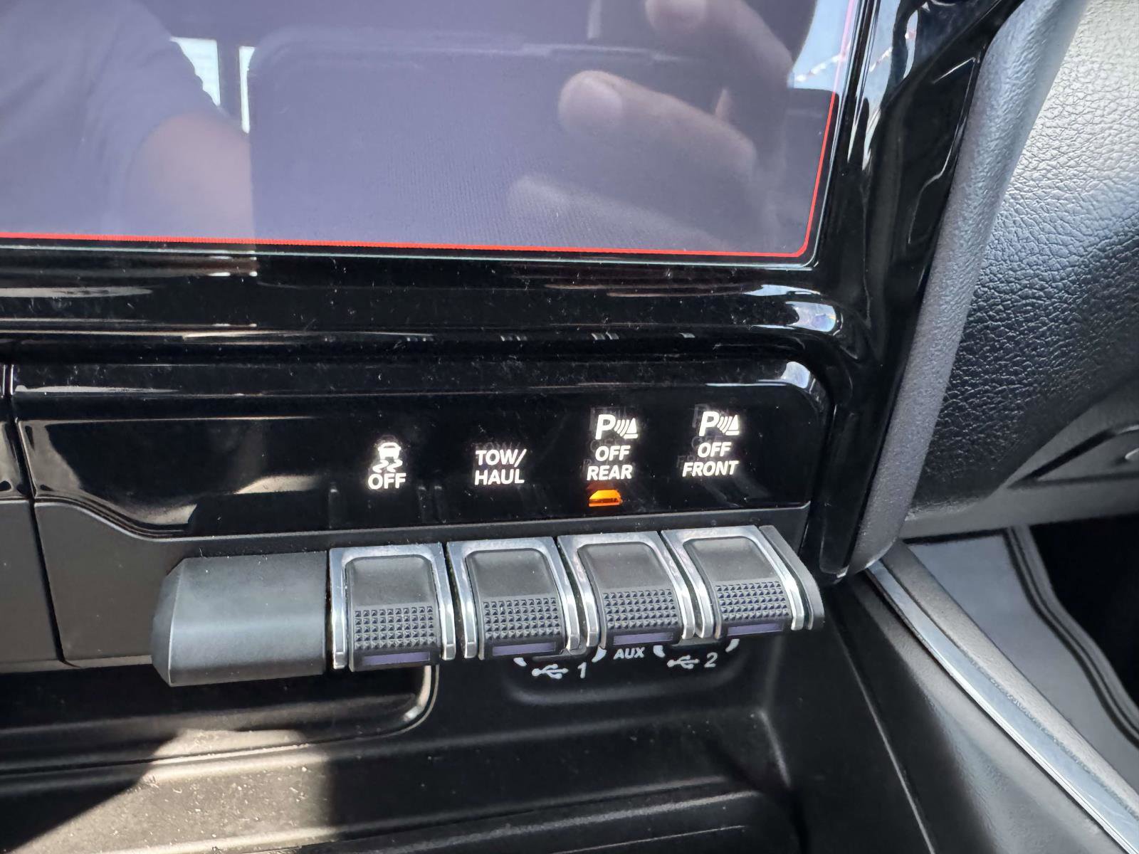 Used 2023 RAM 1500 Laramie AWD/4WD image 28
