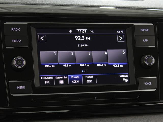 Used 2023 Volkswagen Taos S image 10