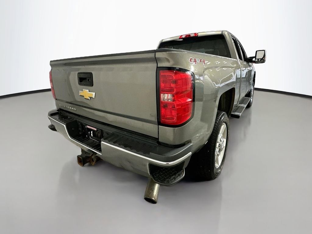 Used 2017 Chevrolet Silverado 2500 W/T AWD/4WD image 8