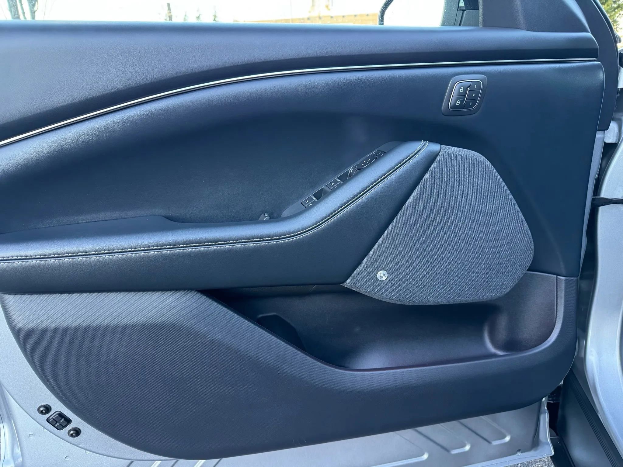 Used 2021 Ford Mustang Mach-E Premium image 41