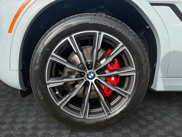 New 2026 BMW X6 xDrive40i w/ Premium Package AWD/4WD image 12
