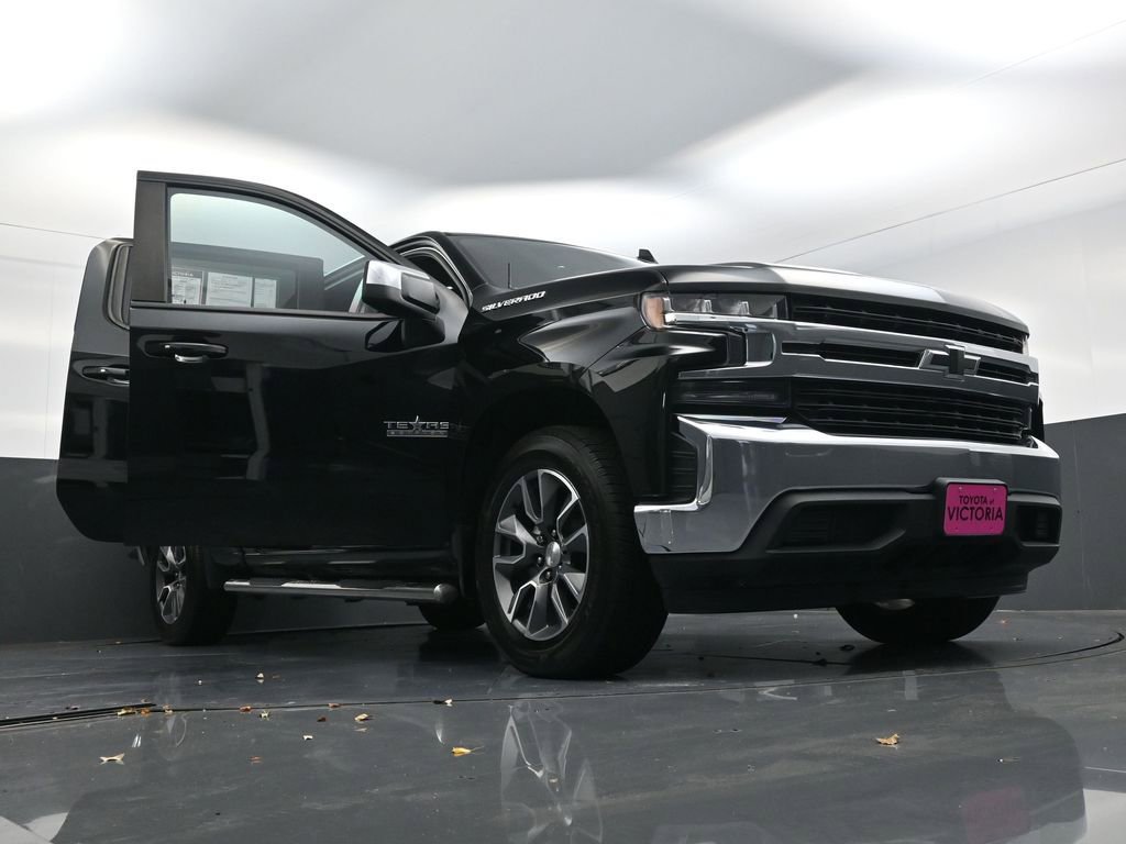 Used 2019 Chevrolet Silverado 1500 LT w/ Texas Edition image 27