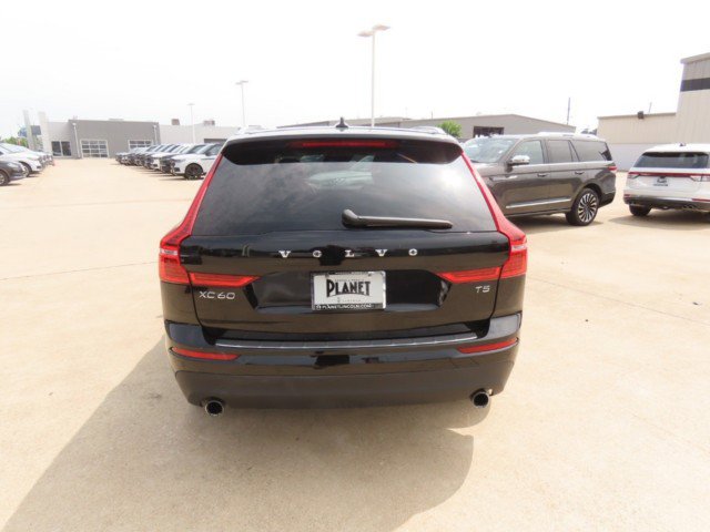 Used 2021 Volvo XC60 T5 Momentum w/ Advanced Package FWD image 11