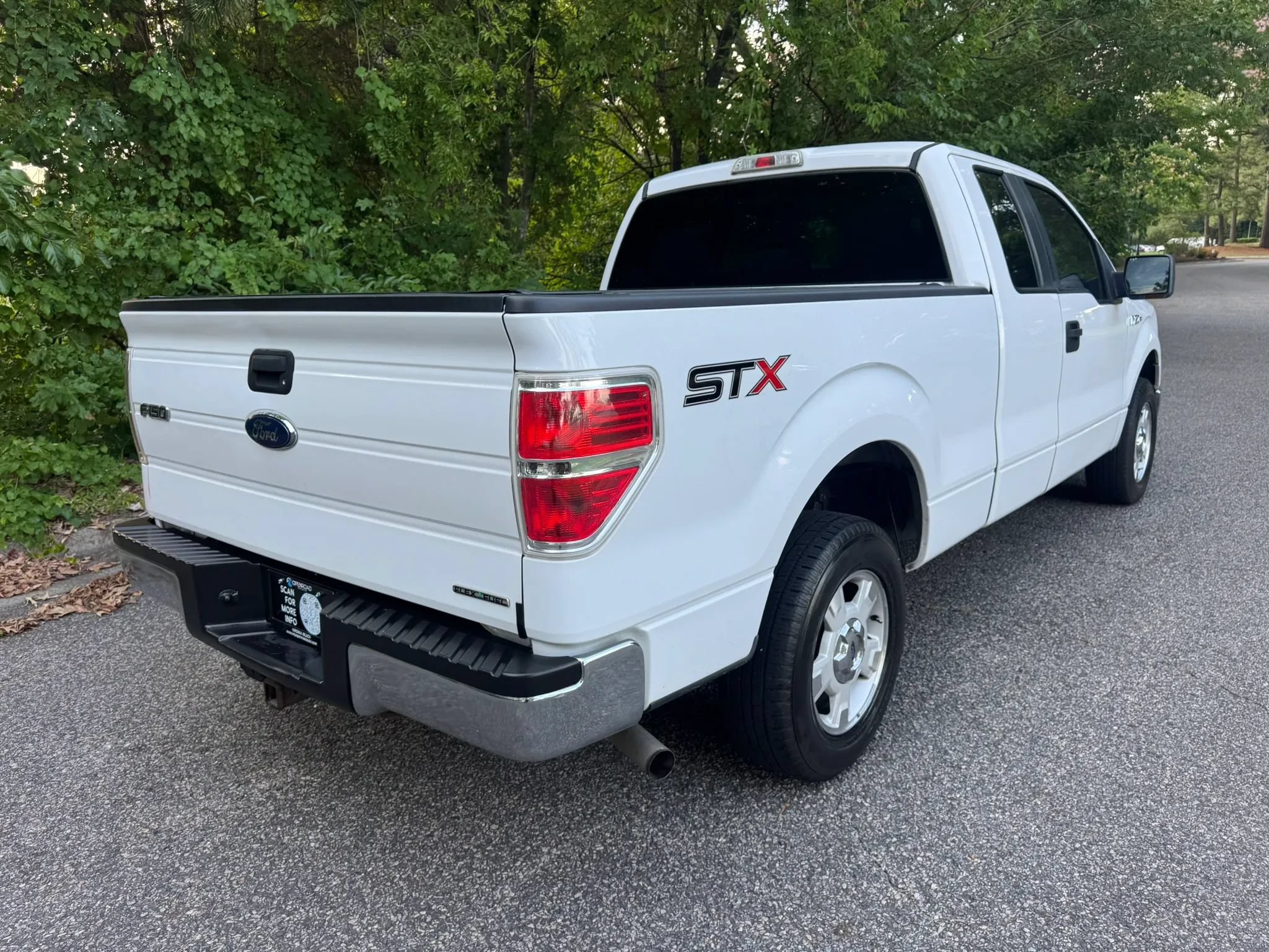 Used 2014 Ford F150 XLT w/ Equipment Group 301A Mid RWD image 7