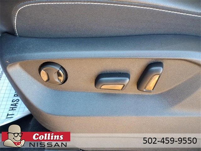 Used 2025 Volkswagen Atlas SE image 18