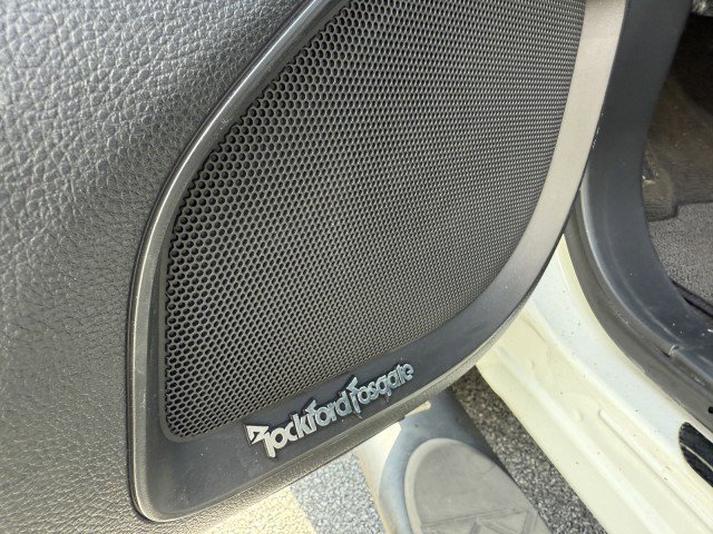 Used 2018 Nissan Titan SL w/ Midnight Edition image 12