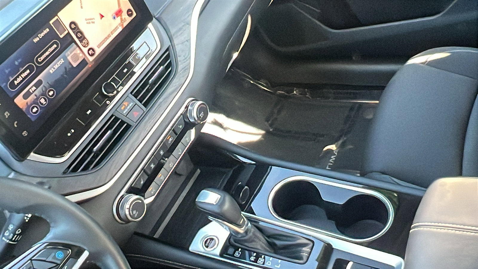 Used 2023 Nissan Altima 2.5 SV w/ SV Premium Package image 30