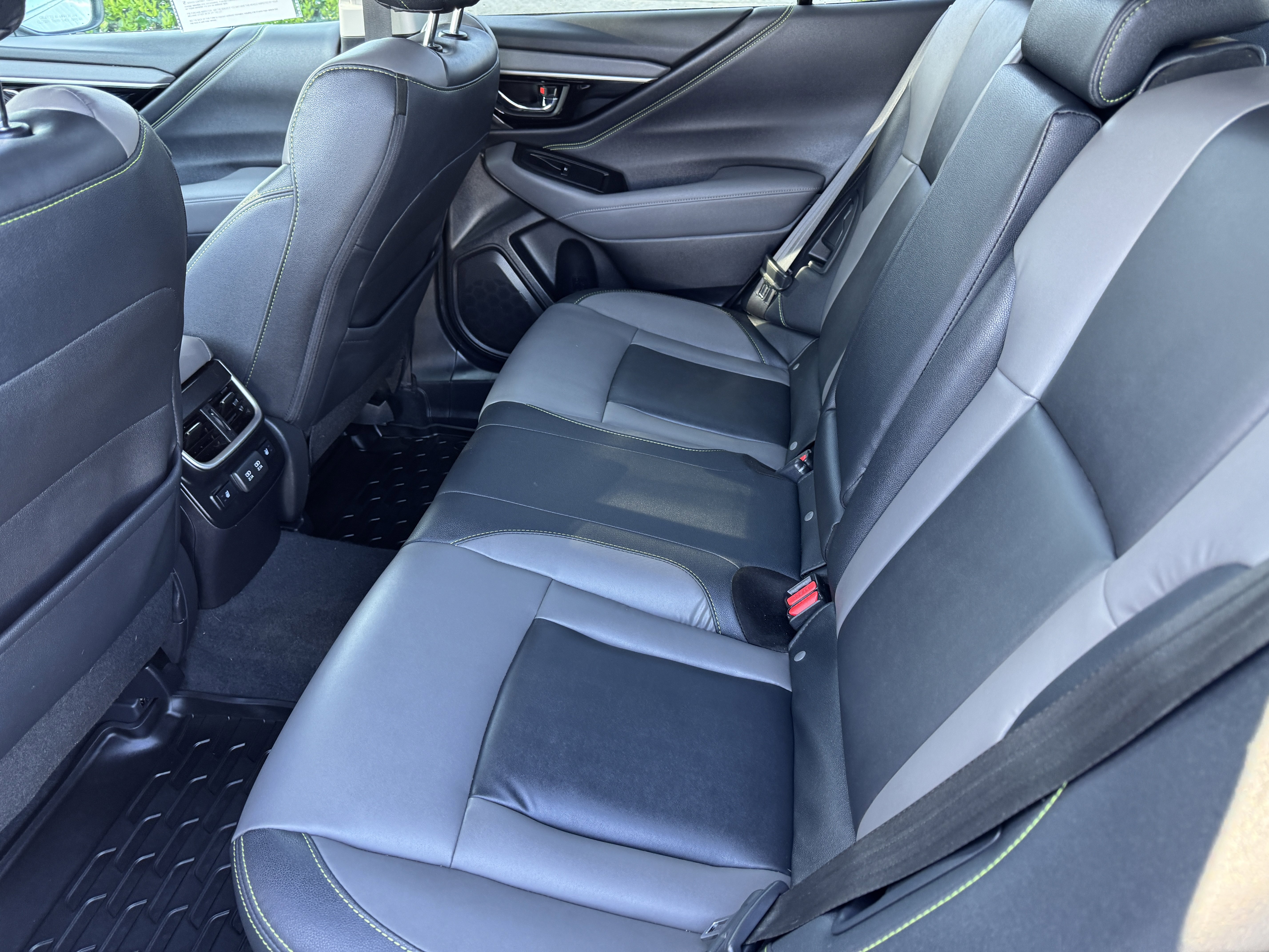 Used 2020 Subaru Outback Onyx Edition XT AWD/4WD image 16