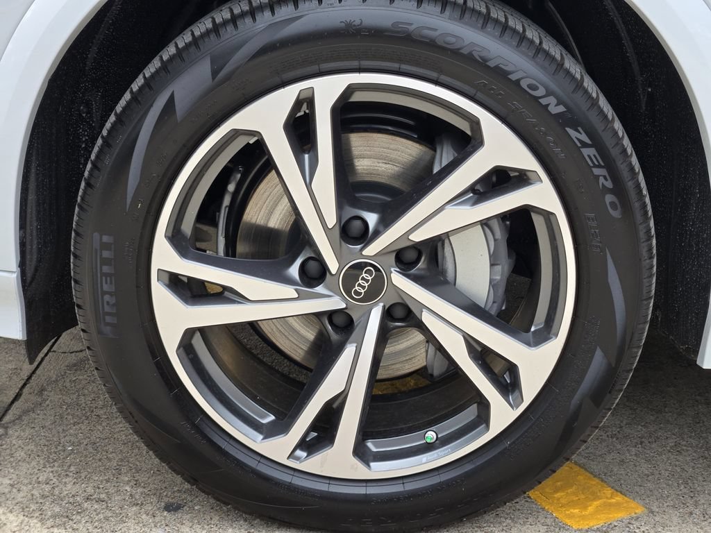 New 2027 Audi Q6 e-tron Premium Plus AWD/4WD image 16