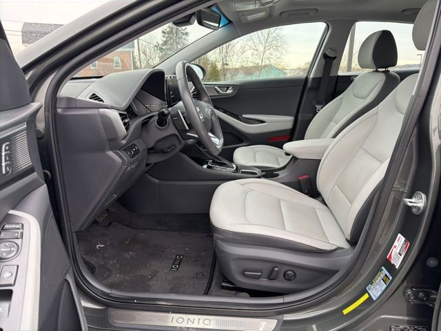 Used 2021 Hyundai Ioniq Limited image 13