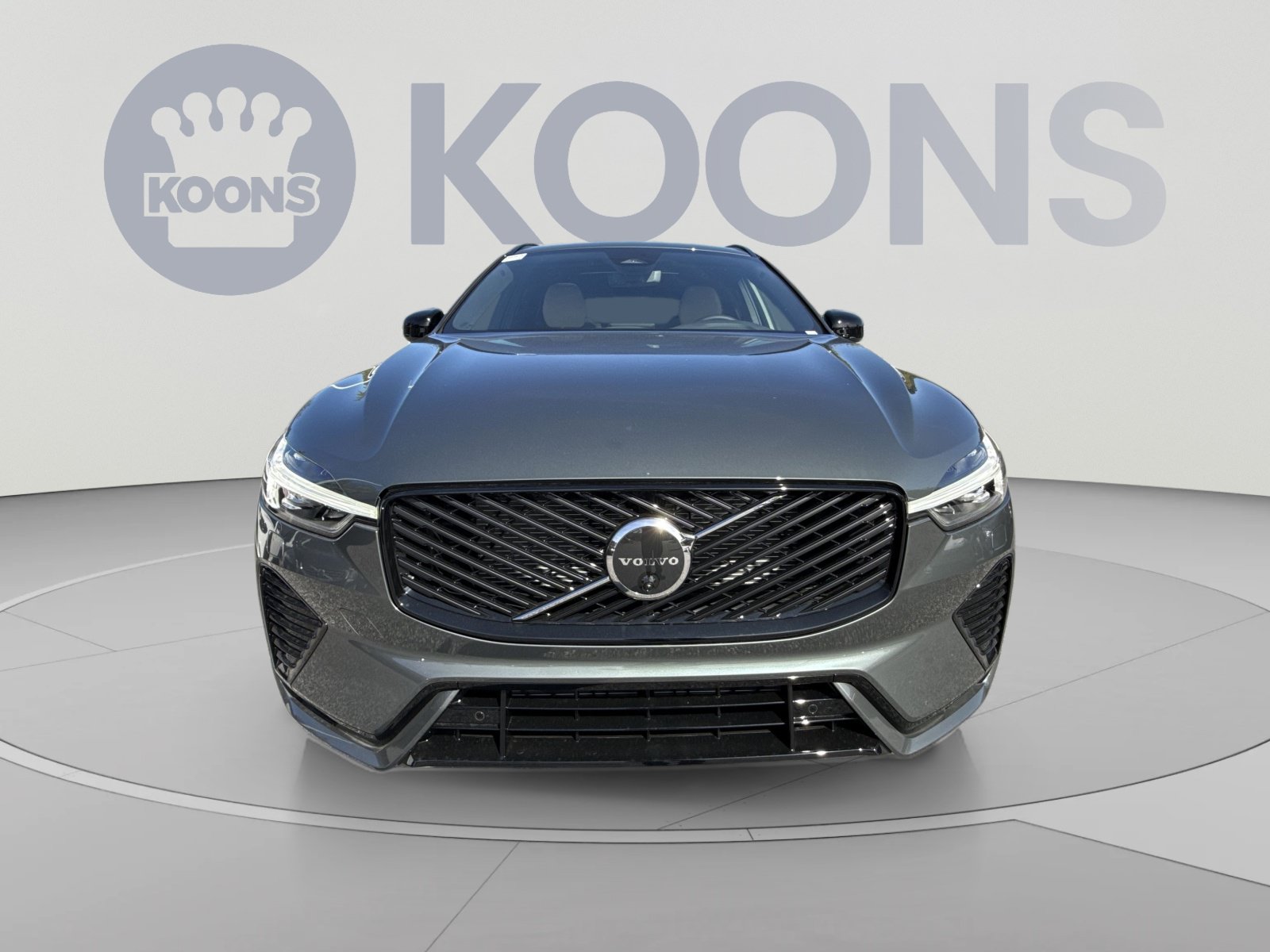 New 2027 Volvo XC60 B5 Plus AWD/4WD image 11