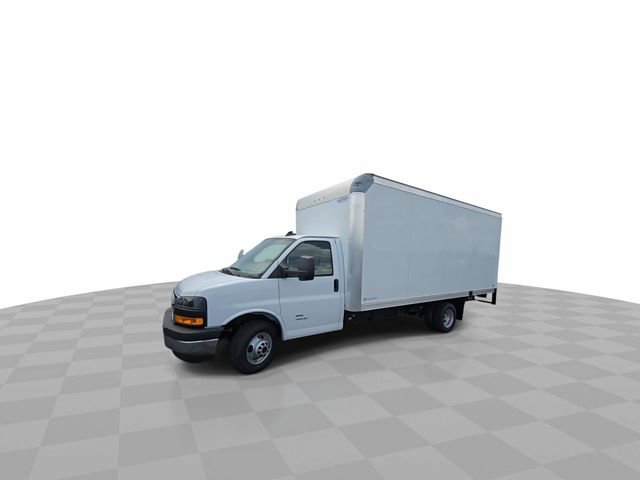 New 2025 GMC Savana 4500 w/ Power Convenience Package image 4